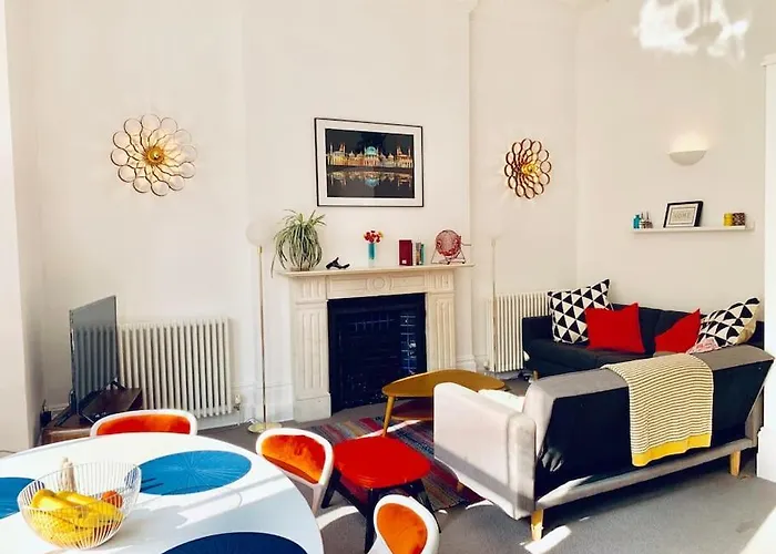 Beautiful Flat Perfect For A Seaside Break!